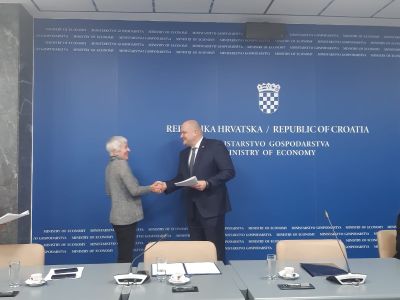 Potpisan ugovor za trogodišnji projekt “Osnaživanje potrošača”