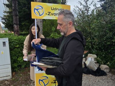 U Gračacu održana javna akcija o pravima potrošača