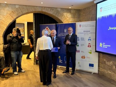 Potpisan ugovor za program “Želim se uključiti” kojeg će financirati ESF+ fond