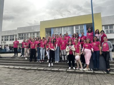 Provedena javna akcija sa učenicima povodom obilježavanja Dana ružičastih majica