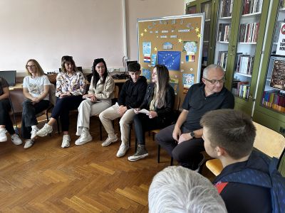 Okrugli stol na temu nasilja među mladima Okrugli stol na temu nasilja među mladima