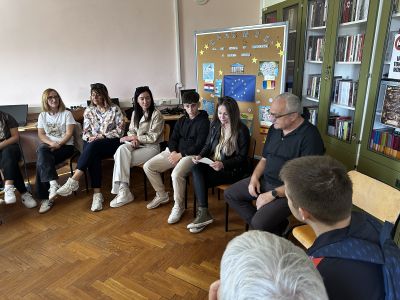 Okrugli stol na temu nasilja među mladima Okrugli stol na temu nasilja među mladima