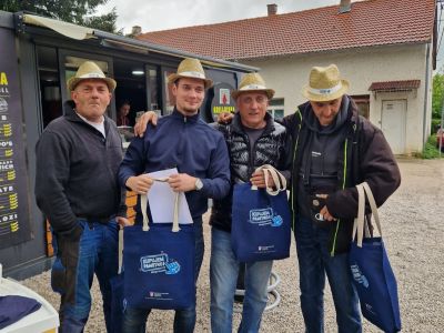 U Gračacu održana javna akcija o pravima potrošača