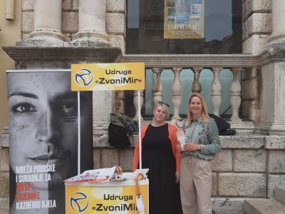 U Zadru održana Javna akcija “Podrška bez osuđivanja”